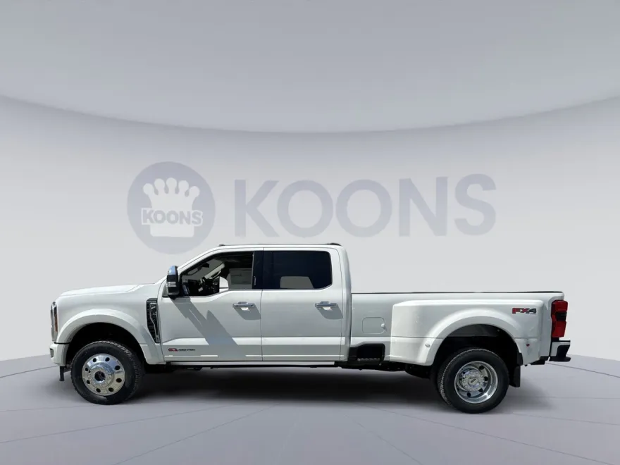 2026 Ford F-450 photo 1