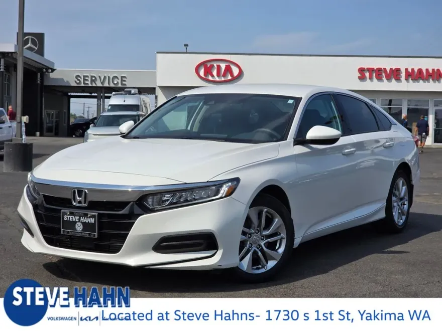 2018 Honda Accord LX photo 1
