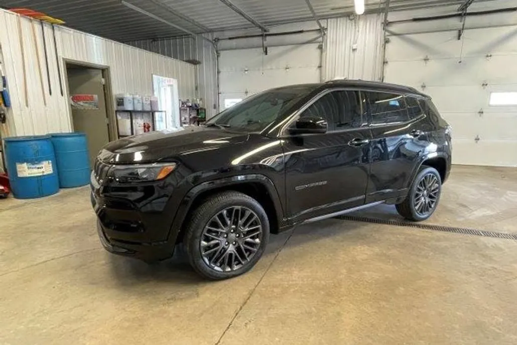 2022 Jeep Compass High Altitude photo 1