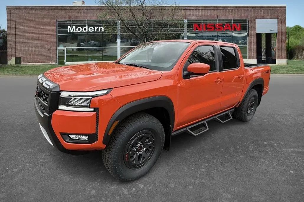 2025 Nissan Frontier PRO-4X photo 1