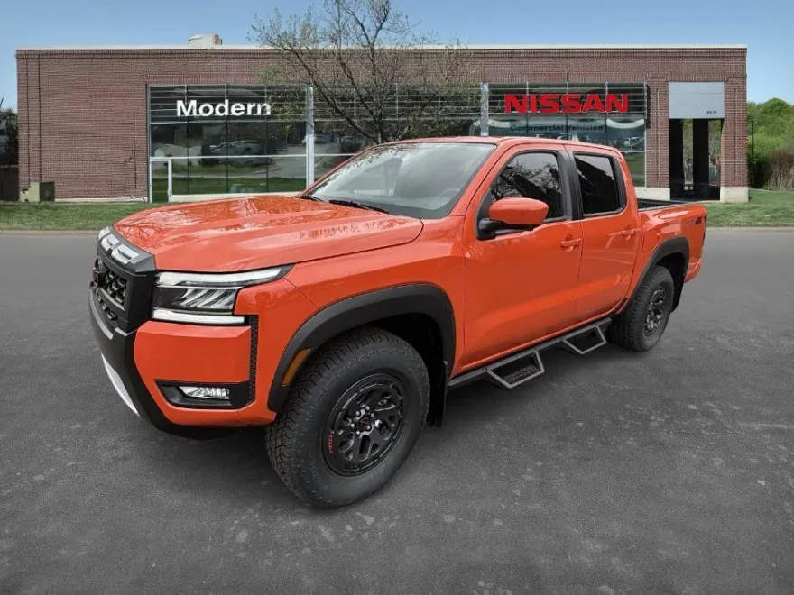 2025 Nissan Frontier PRO-4X photo 1