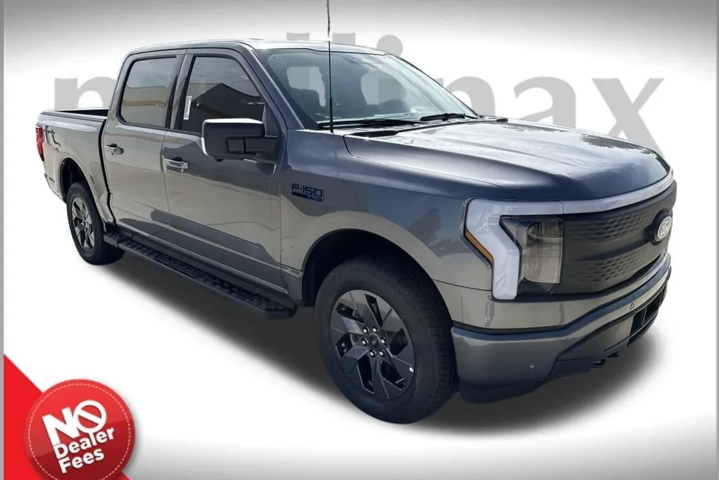 2025 Ford F-150 Lightning photo 1