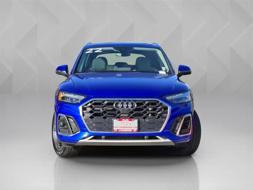 2022 Audi Q5 S line Premium Prestige photo 2