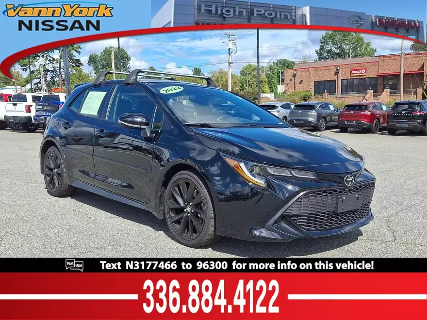 2022 Toyota Corolla SE photo 1