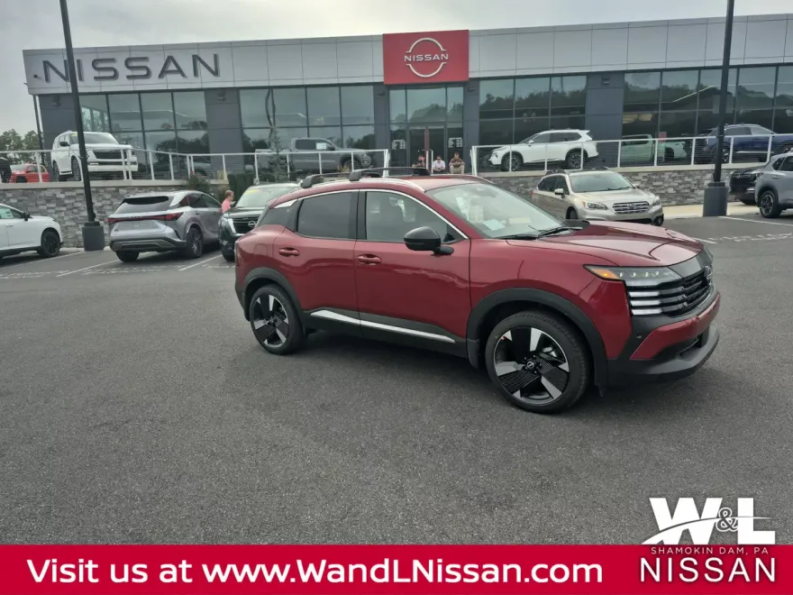 2026 Nissan Kicks SR photo 1