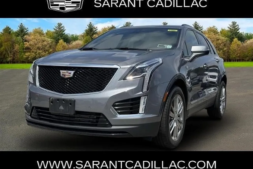 2022 Cadillac XT5 Sport photo 1