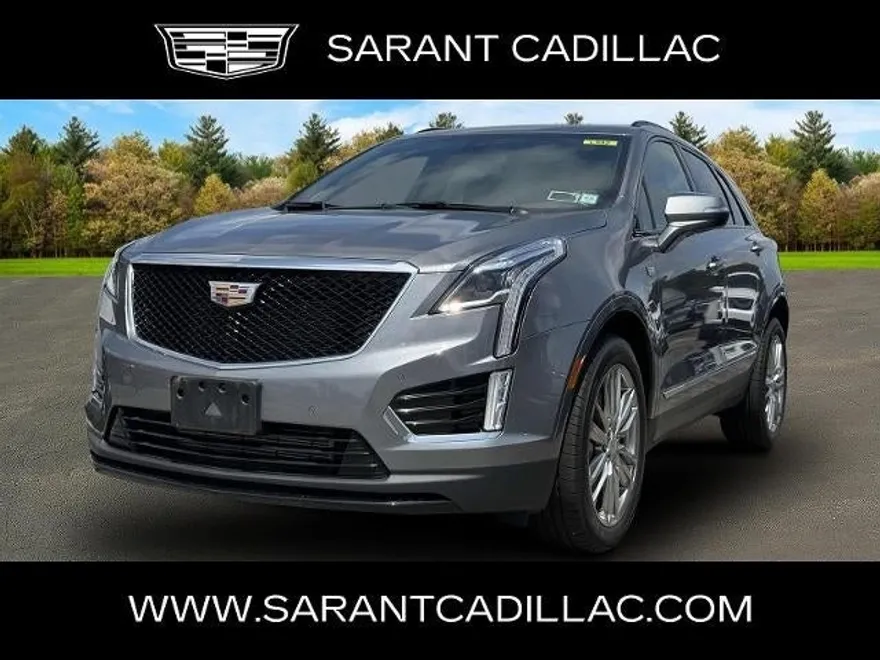 2022 Cadillac XT5 Sport photo 1