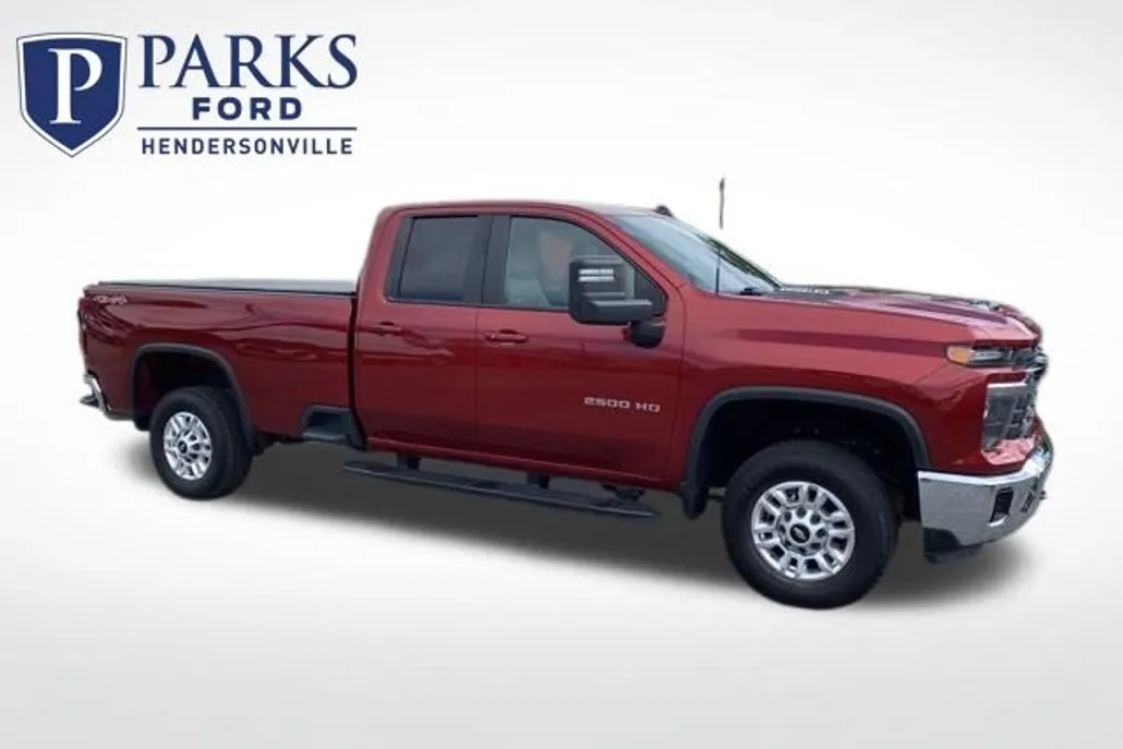 2024 Chevrolet Silverado 2500HD LT photo 1