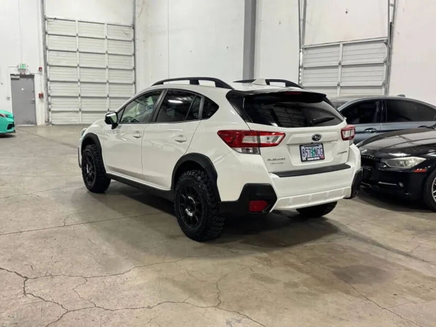 2018 Subaru Crosstrek 2.0i Premium photo 1