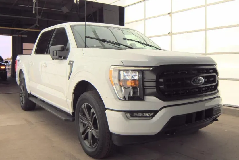 2022 Ford F-150 XLT photo 1
