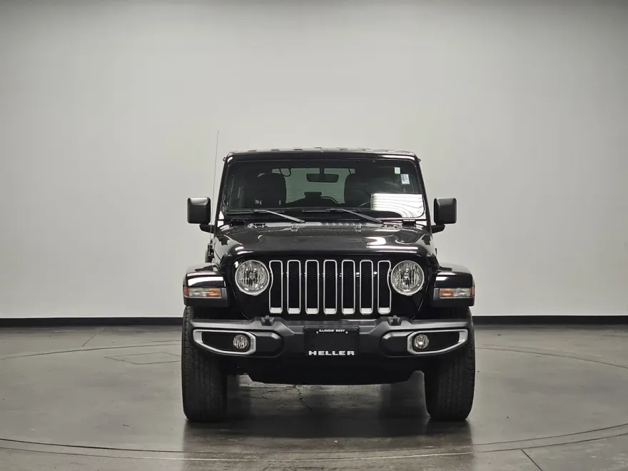 2022 Jeep Wrangler Unlimited Sahara photo 1