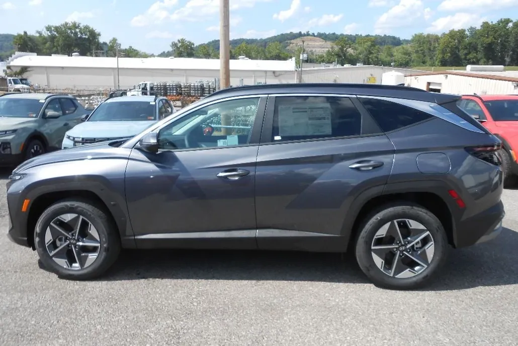 2025 Hyundai Tucson Hybrid SEL Convenience photo 1