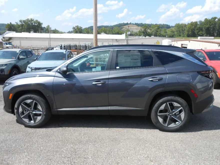 2025 Hyundai Tucson Hybrid SEL Convenience photo 1