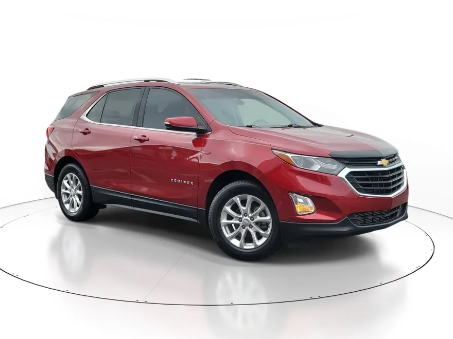2019 Chevrolet Equinox LT photo 1