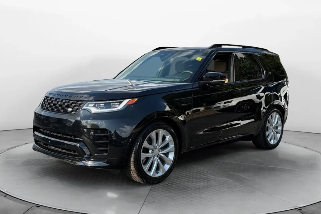2024 Land Rover Discovery P360 Dynamic SE photo 1