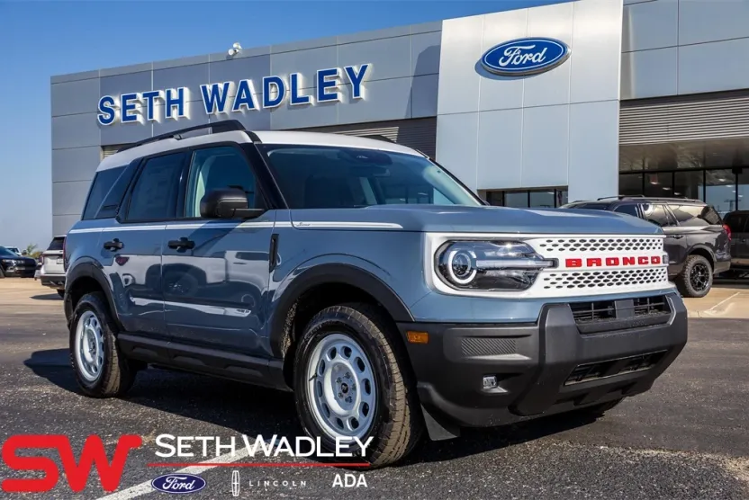 2025 Ford Bronco Sport Heritage photo 1