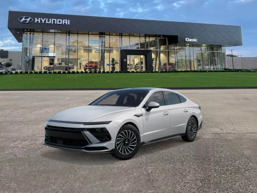 2026 Hyundai Sonata Hybrid photo 1