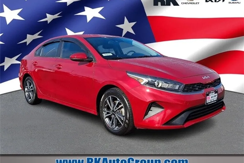 2022 Kia Forte LXS photo 1