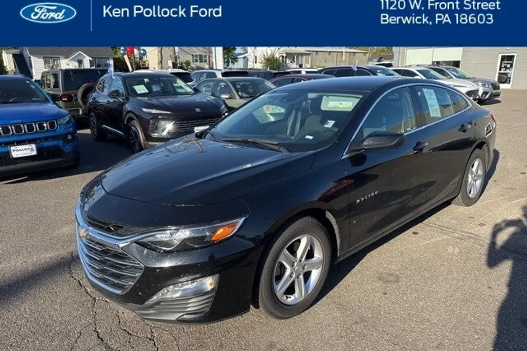 2024 Chevrolet Malibu 1LT photo 1