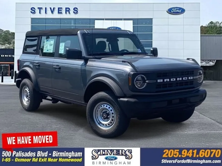 2025 Ford Bronco Base photo 1