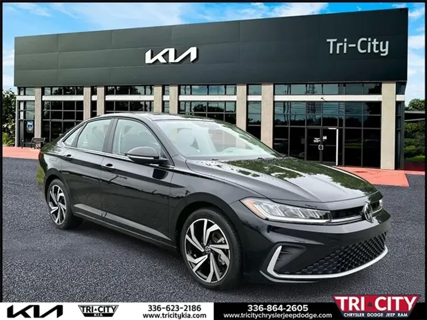 2025 Volkswagen Jetta 1.5T SEL photo 1