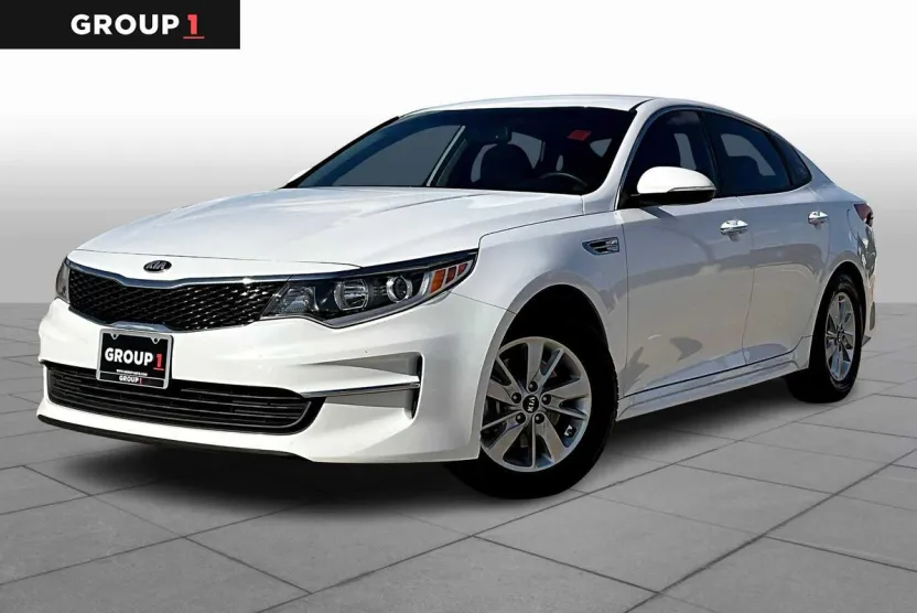 2018 Kia Optima LX photo 1