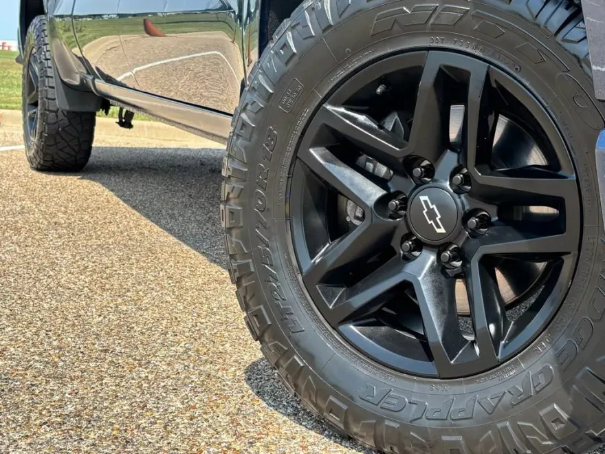 2019 Chevrolet Silverado 1500 RST photo 1