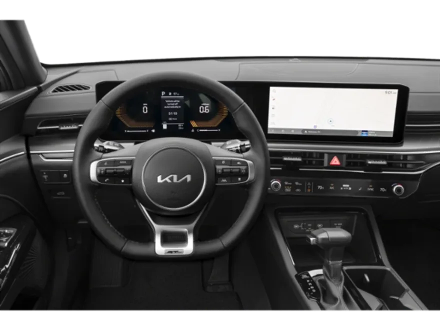 2025 Kia K5 GT-Line photo 4