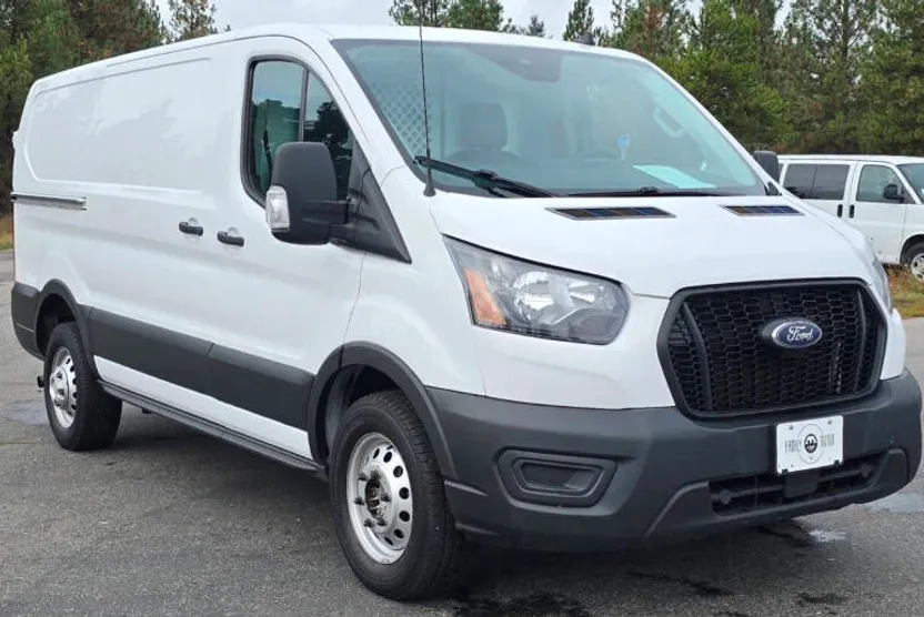 2021 Ford Transit Cargo Van photo 1