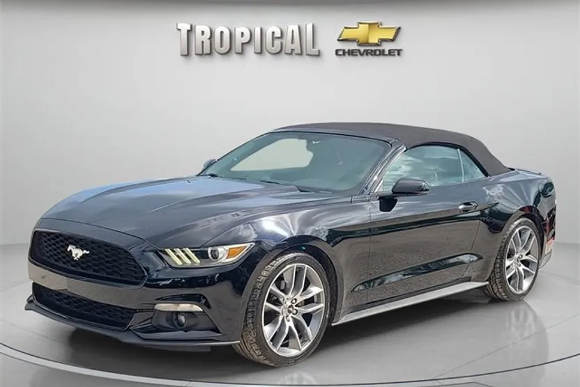 2017 Ford Mustang EcoBoost Premium photo 1