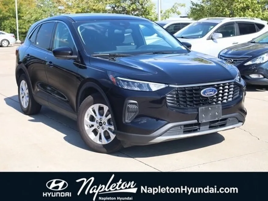 2023 Ford Escape Active photo 1