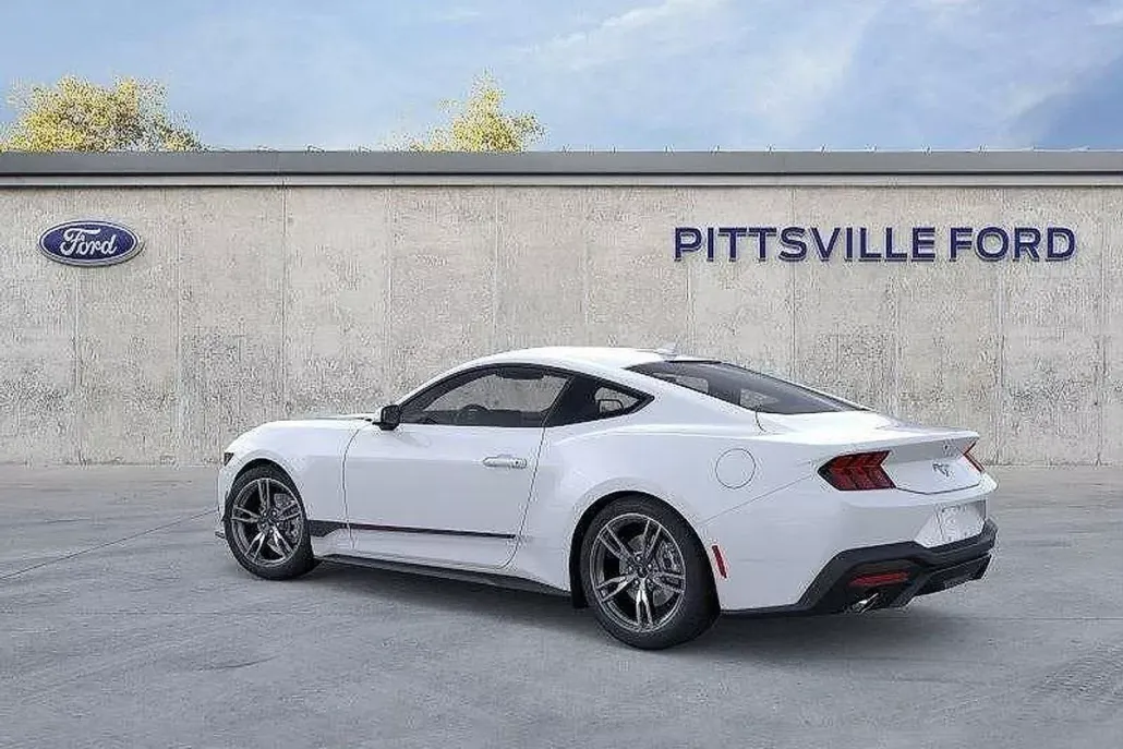 2025 Ford Mustang EcoBoost photo 1