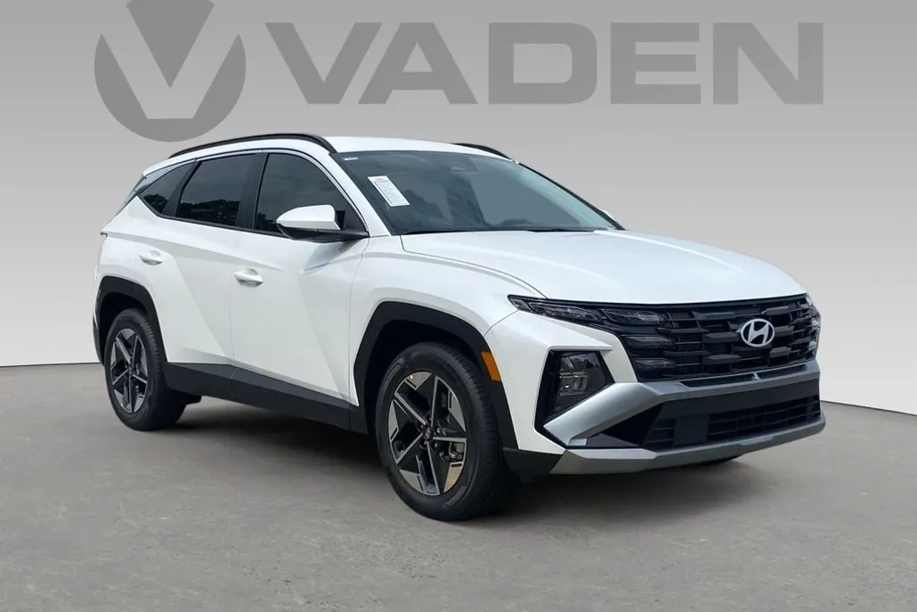 2025 Hyundai Tucson SEL photo 1