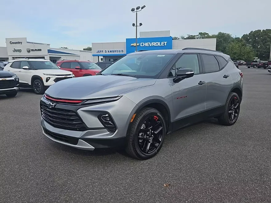 2025 Chevrolet Blazer 3LT photo 1