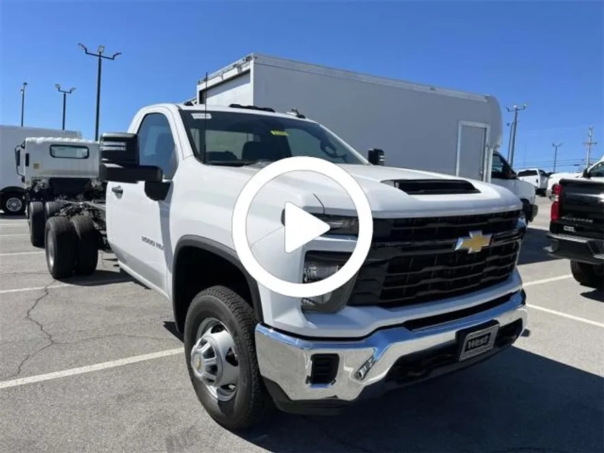 2024 Chevrolet Silverado 3500HD Work Truck photo 1