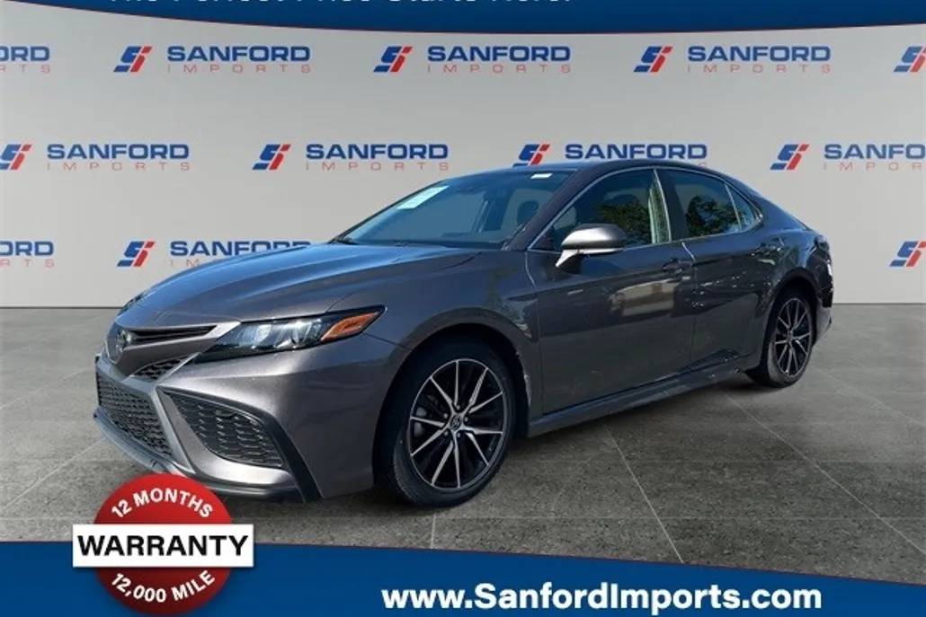 2023 Toyota Camry SE photo 1