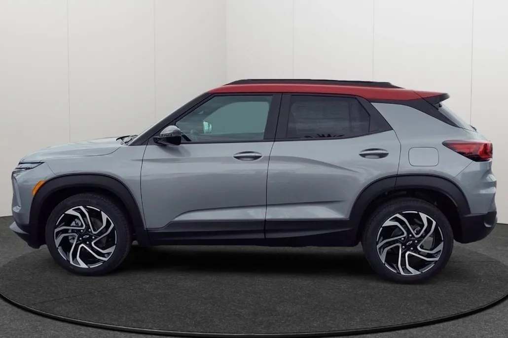 2026 Chevrolet Trailblazer RS photo 1
