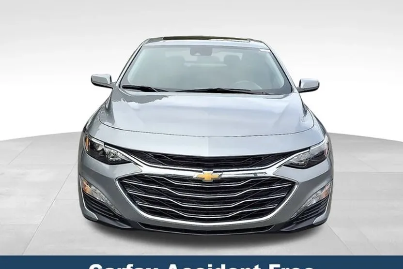 2024 Chevrolet Malibu 1LT photo 1