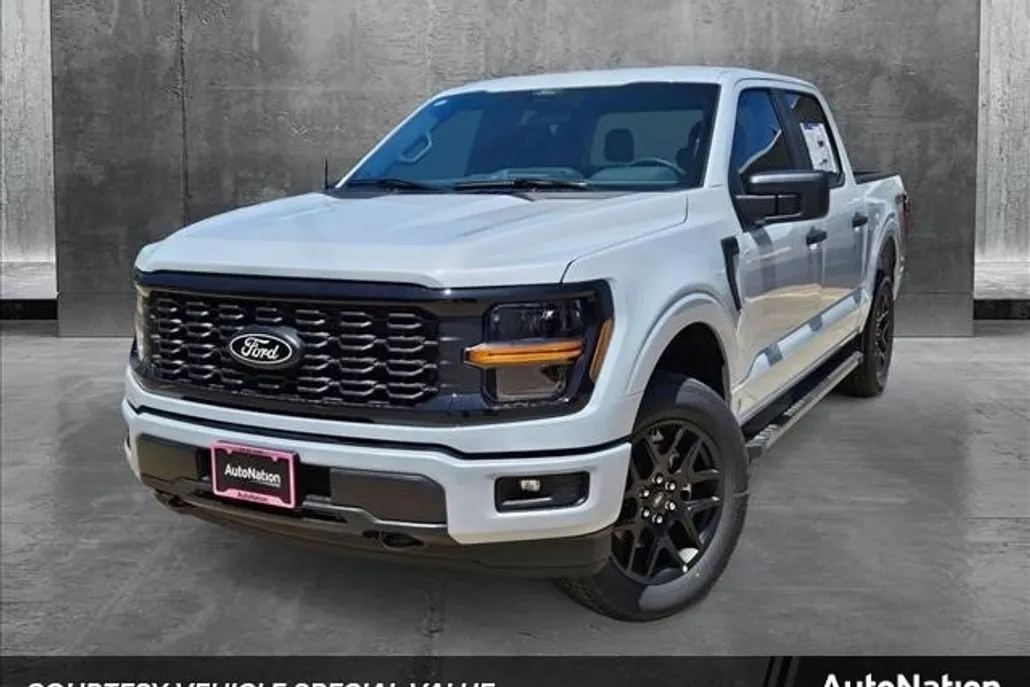 2025 Ford F-150 STX photo 1
