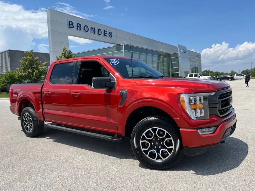 2023 Ford F-150 XLT photo 1