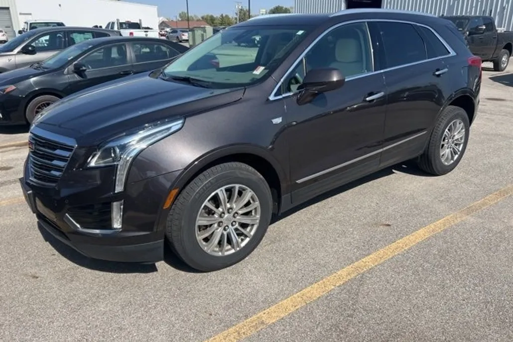 2019 Cadillac XT5 Luxury photo 1