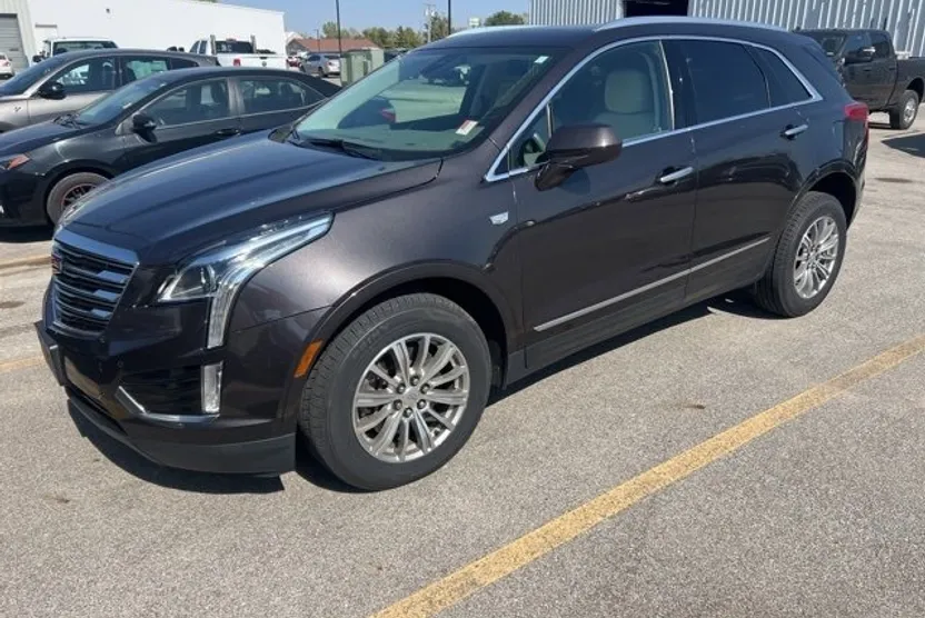 2019 Cadillac XT5 Luxury photo 1