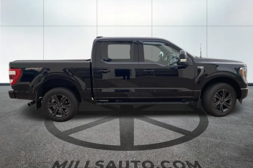 2023 Ford F-150 Lariat photo 1