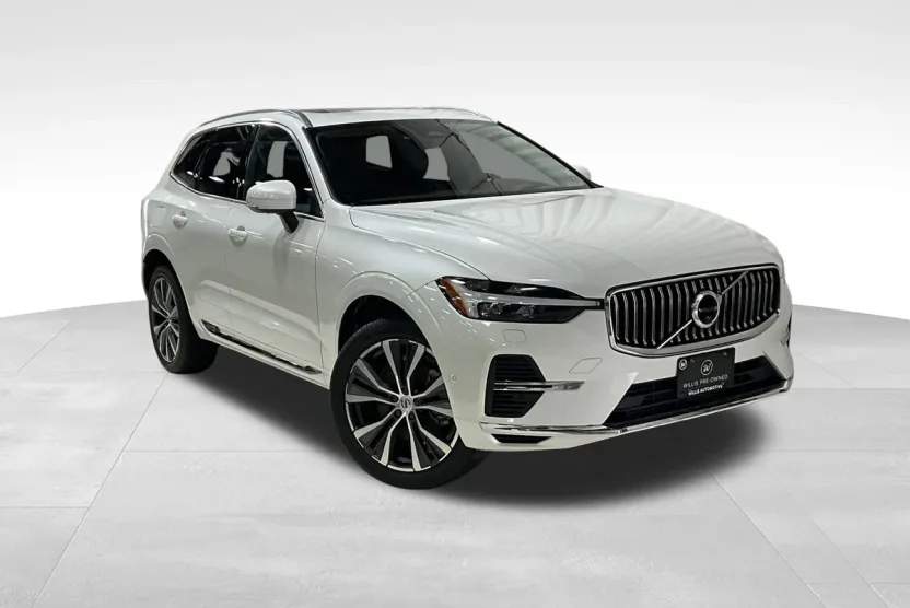 2022 Volvo XC60 Recharge Hybrid Inscription Expression photo 1