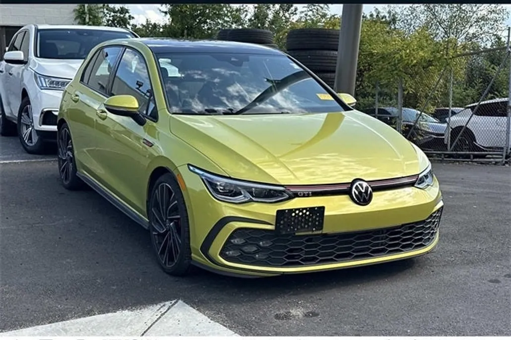 2022 Volkswagen Golf GTI Autobahn photo 1
