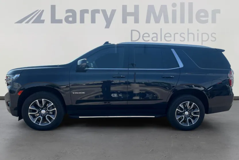 2023 Chevrolet Tahoe LT photo 1