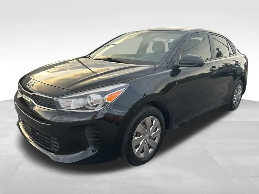 2020 Kia Rio S photo 1