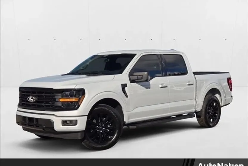 2025 Ford F-150 XLT photo 1
