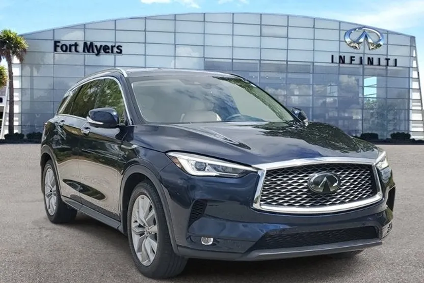2021 Infiniti QX50 Essential photo 1