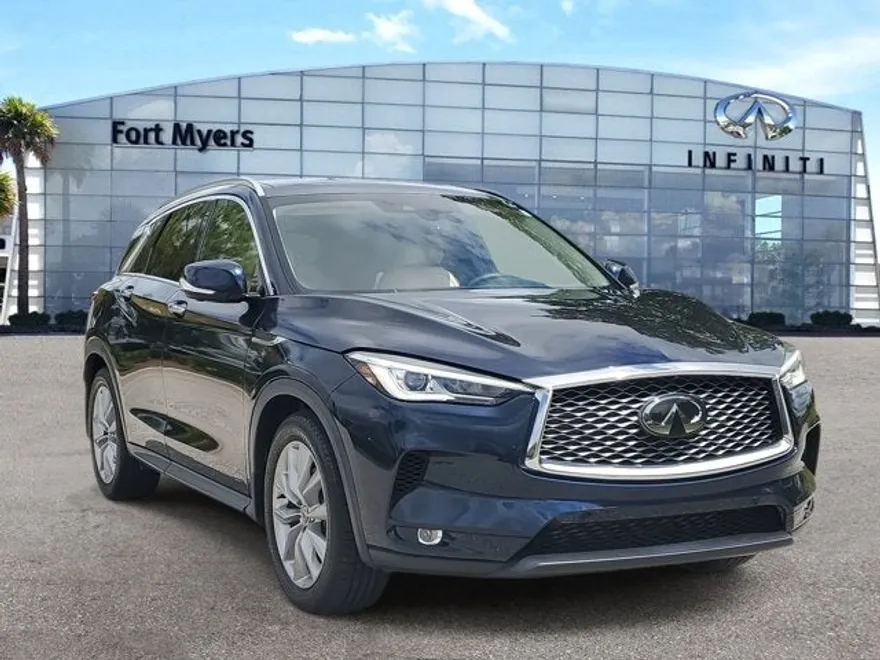 2021 Infiniti QX50 Essential photo 1
